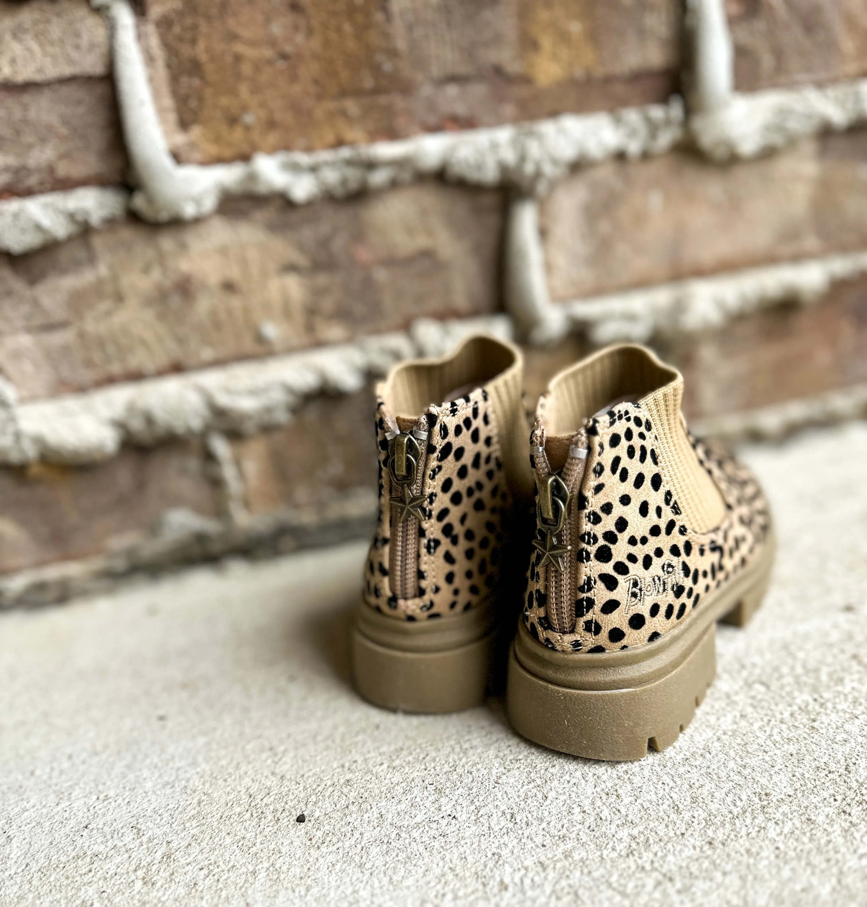 Blowfish Chassy Bootie Sand Leo Toddler