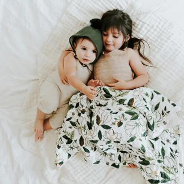 Clementine Kids Reversible Quilt – Magnolia