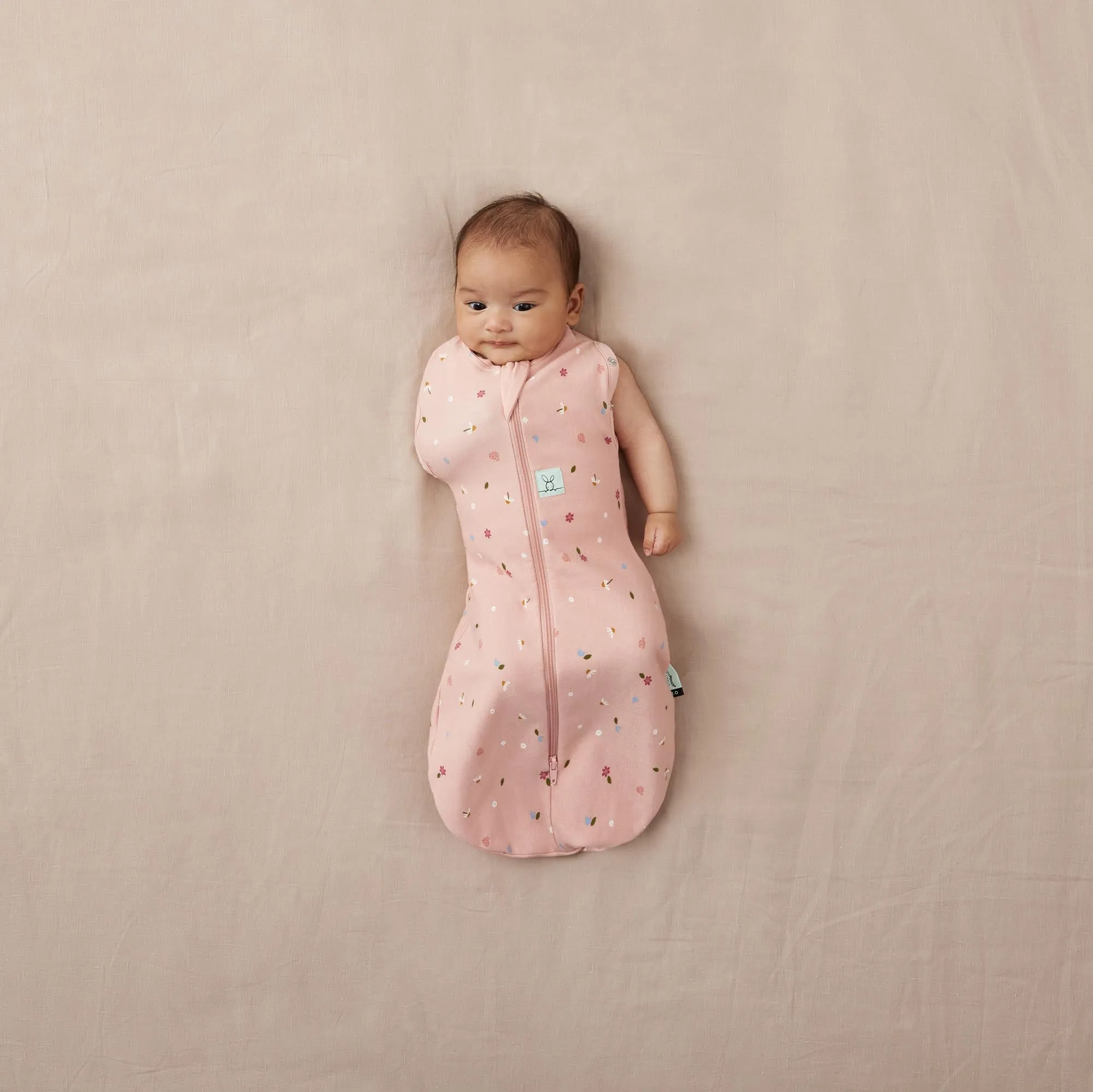 ergoPouch Cocoon Swaddle Bag  1.0 TOG - Daisies