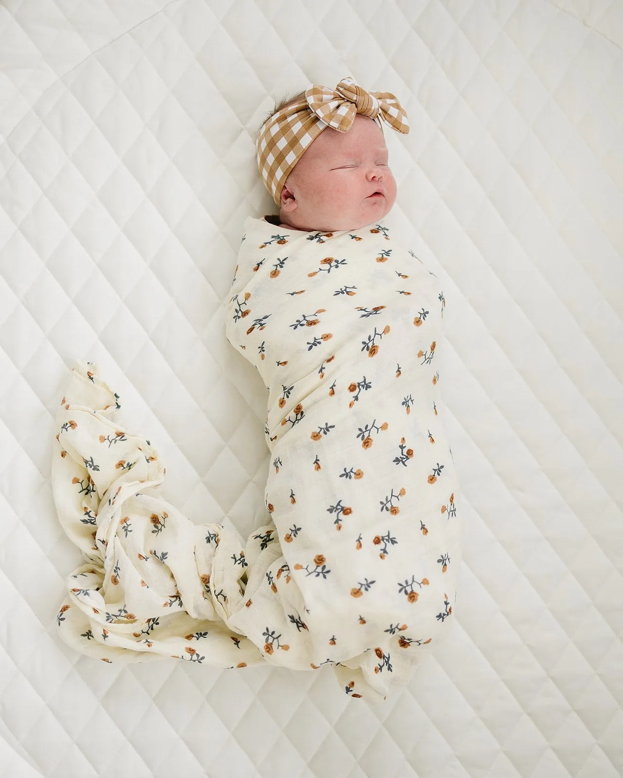 Mebie Baby Muslin Swaddle - Cream Floral