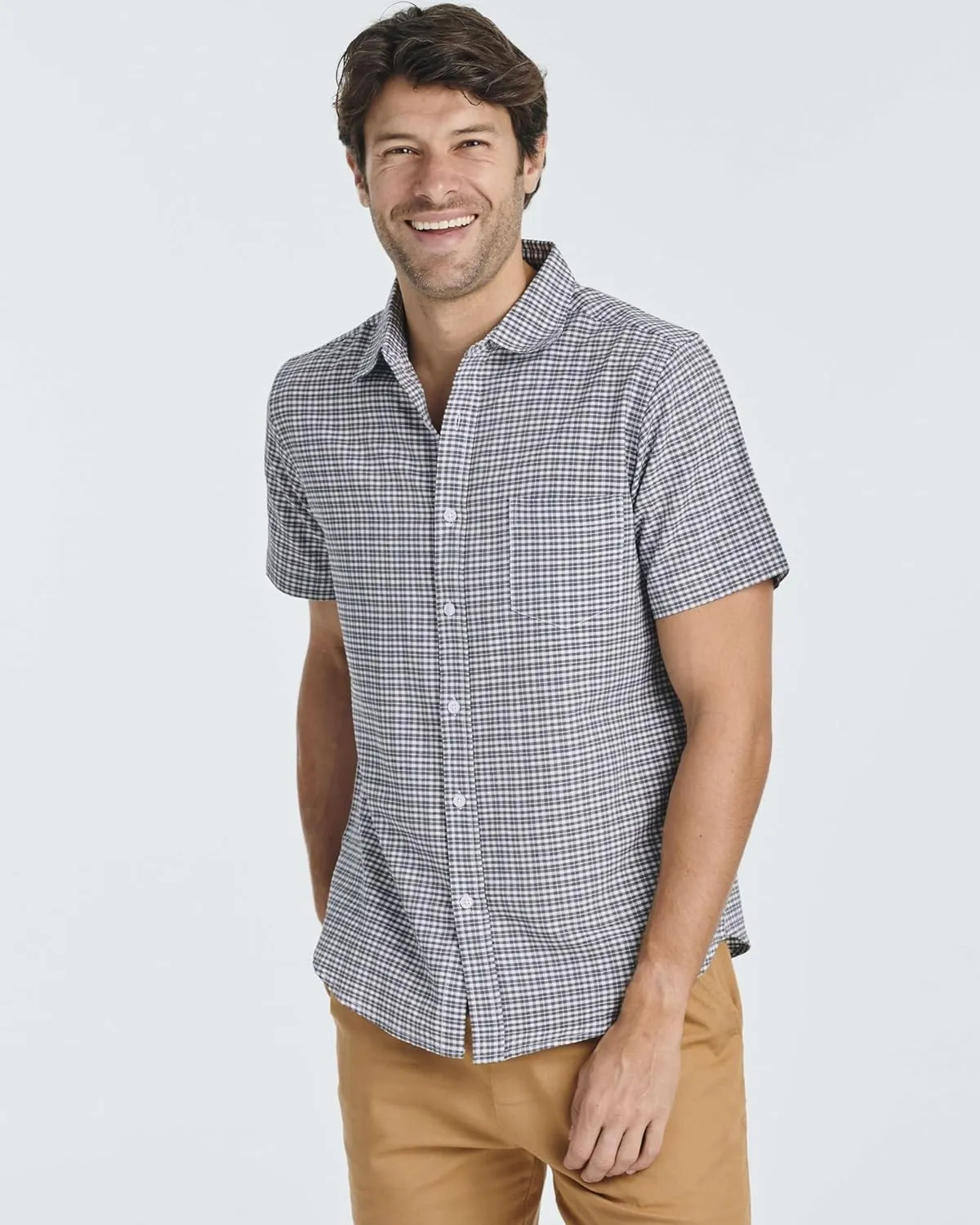 Real Essentials 3 Pack: Men's Regular-Fit Short Sleeve Woven Button Down Shirt with Pocket (Available in Big & Tall)