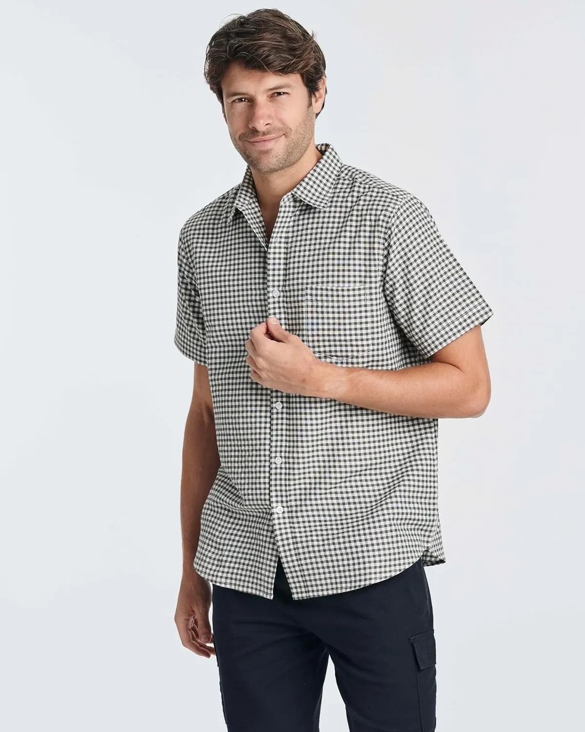 Real Essentials 3 Pack: Men's Regular-Fit Short Sleeve Woven Button Down Shirt with Pocket (Available in Big & Tall)