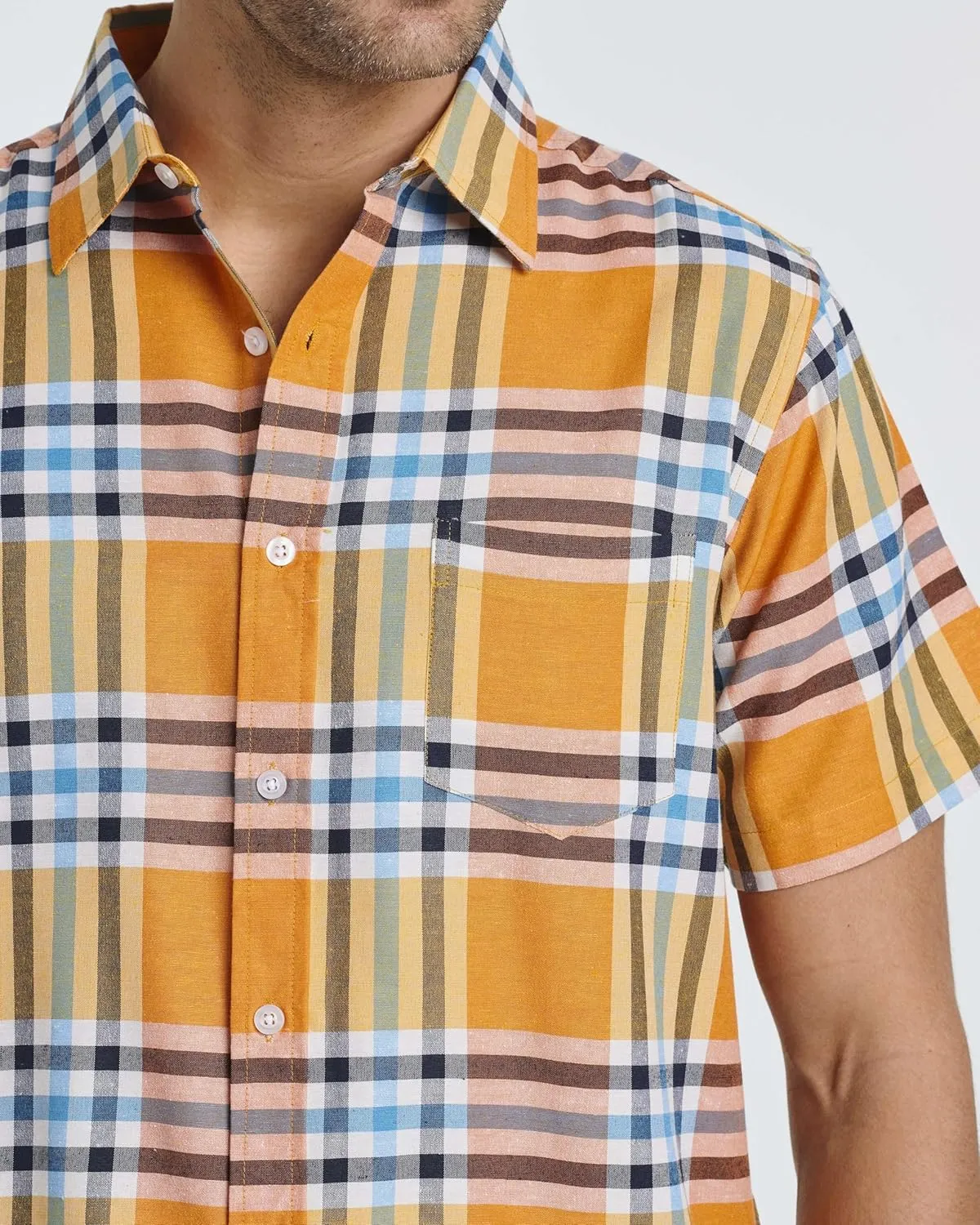 Real Essentials 3 Pack: Men's Regular-Fit Short Sleeve Woven Button Down Shirt with Pocket (Available in Big & Tall)