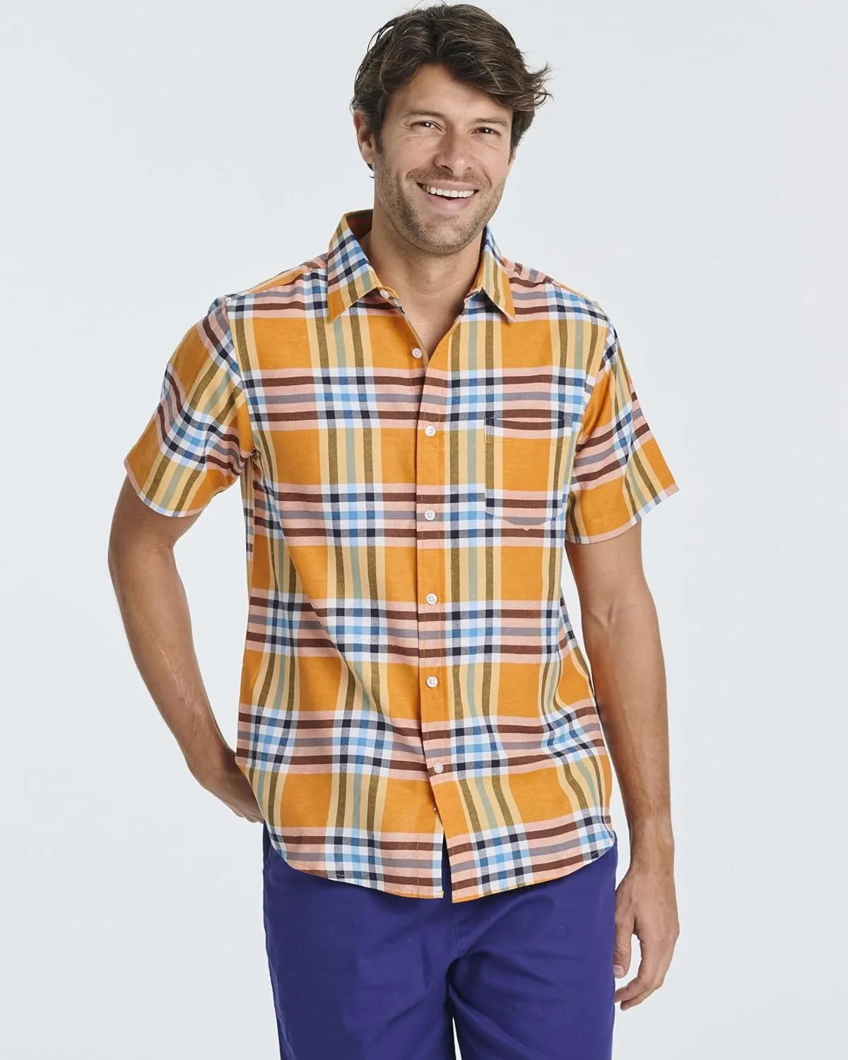 Real Essentials 3 Pack: Men's Regular-Fit Short Sleeve Woven Button Down Shirt with Pocket (Available in Big & Tall)