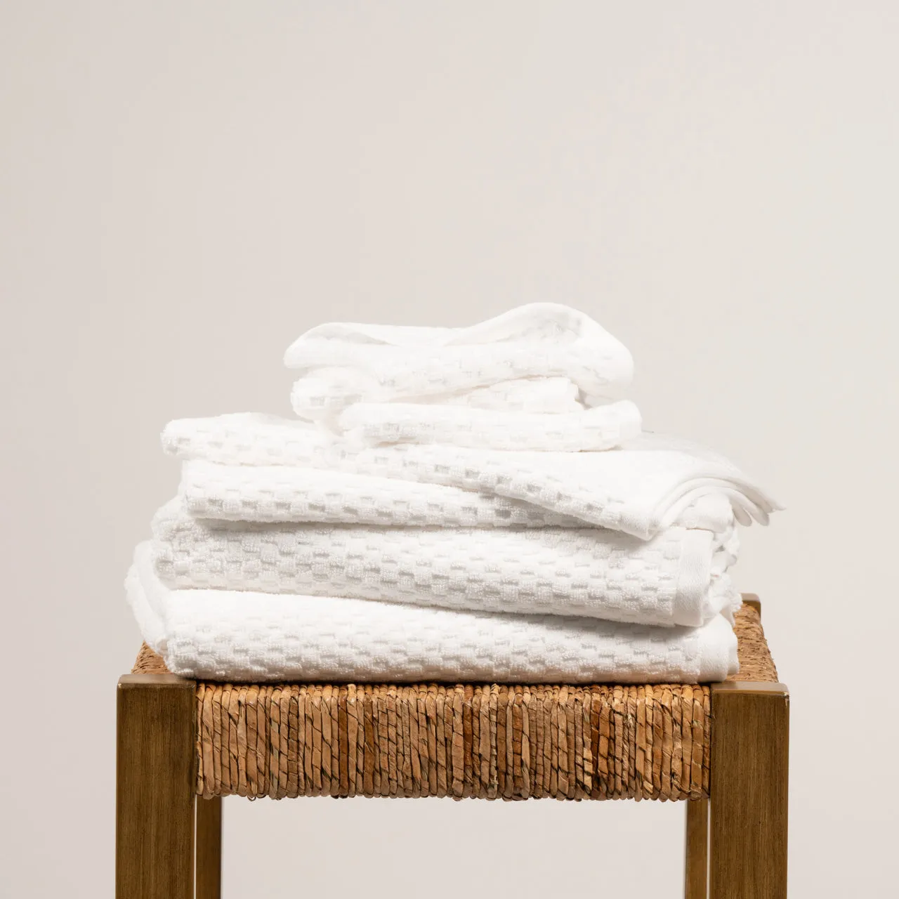 Robinsons Premium Classic Hand Towel Core Collection