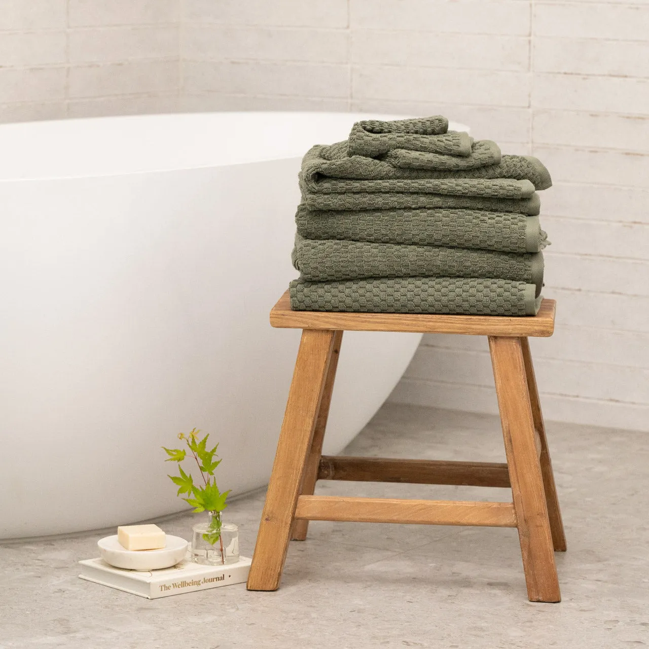 Robinsons Premium Classic Hand Towel Core Collection