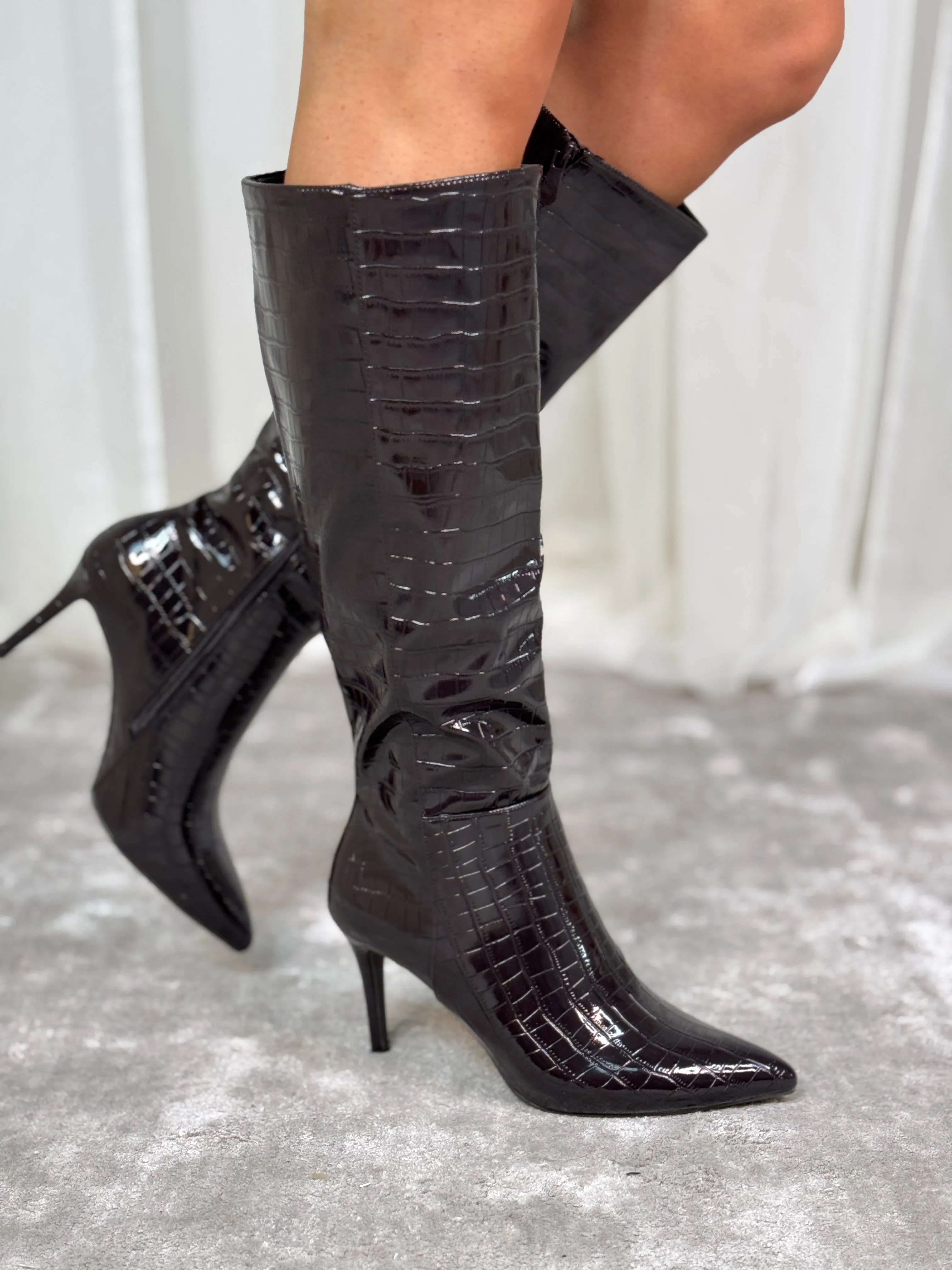 Sadie Faux Croc Boots In Chocolate