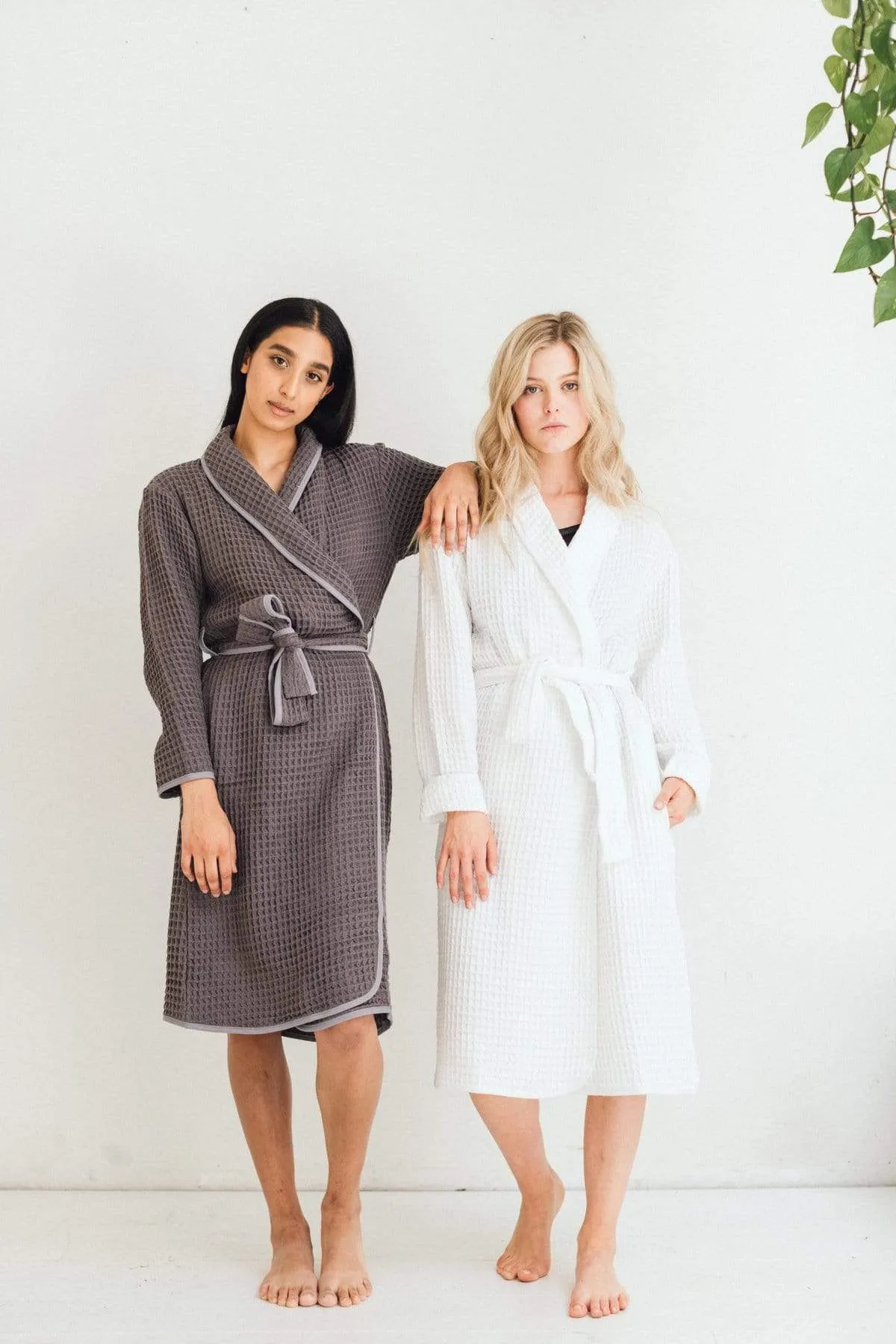 Tofino Towels | THE HARMONY BATH ROBE [MIST GREY]
